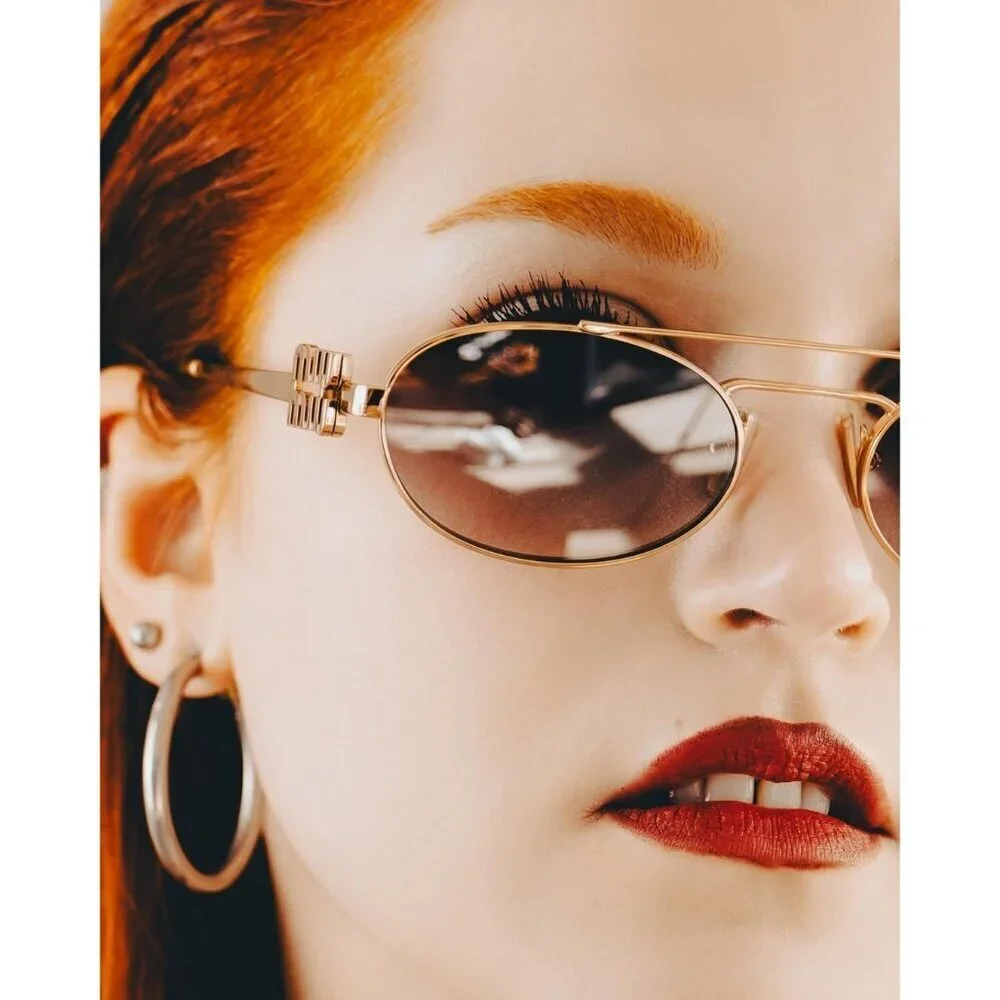Retro Oval Metal Sunglasses Women 90s UV400 Protection Chic Accessory